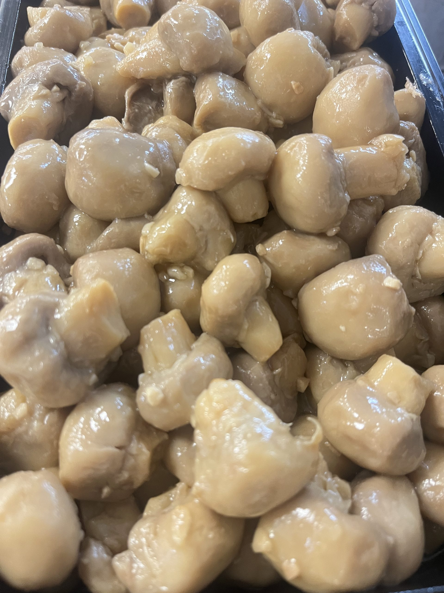MUSHROOMS WITH GARLIC